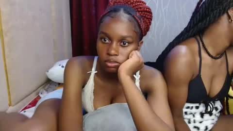 Snapshot of pretty_lioness_ chatting on February 6, 7:12 am Pretty online show from February 6, 7:12 am