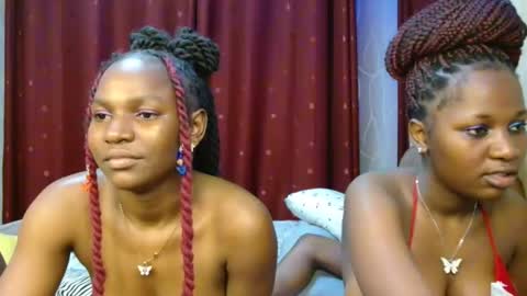 Snapshot of pretty_lioness_ chatting on February 16, 3:13 am Pretty online show from February 16, 3:13 am