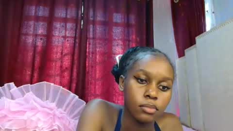 Snapshot of pretty_lioness_ chatting on March 2, 7:15 am Pretty online show from March 2, 7:15 am