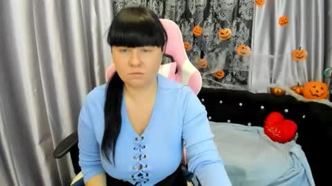 pretty_malika online show from November 3, 4:58 am