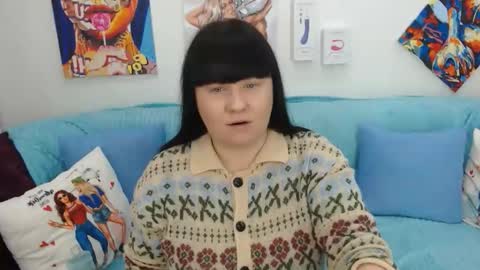 pretty_malika online show from March 17, 4:06 am