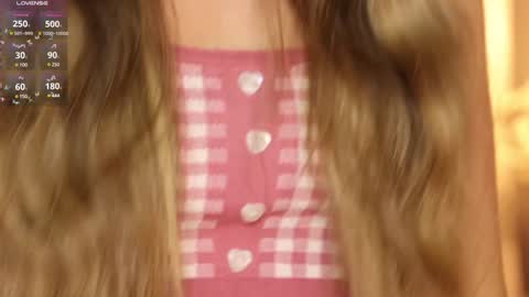 Snapshot of pretty_princess_elina chatting on January 24, 7:49 pm Elina online show from January 24, 7:49 pm