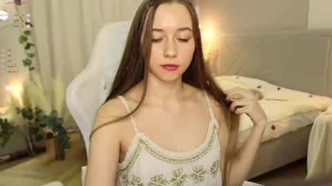 Snapshot of pretty_princess_elina chatting on March 10, 7:07 pm Elina online show from March 10, 7:07 pm