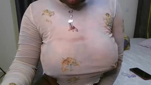 pretty_shila online show from January 10, 12:45 am