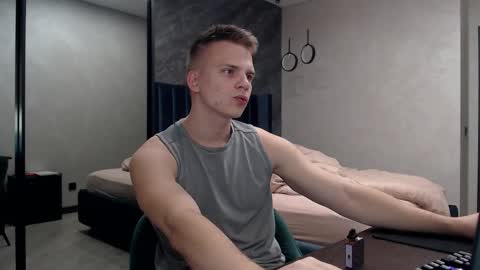 Justin online show from October 23, 3:50 am