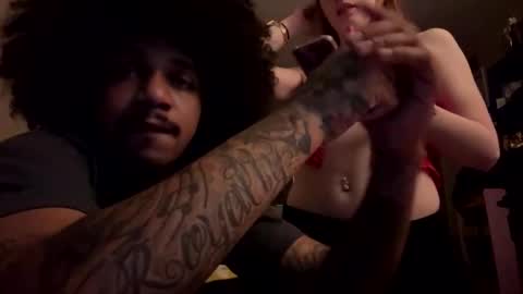 Snapshot of prettyandpinkkk chatting on March 8, 7:56 am prettyypinkk3 online show from March 8, 7:56 am