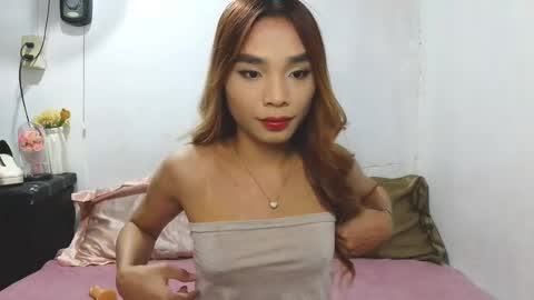 Snapshot of prettyandrea2 chatting on March 3, 8:09 am Pretty Andrea online show from March 3, 8:09 am