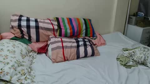 PrettyAsian098 online show from October 10, 11:53 am