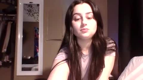 prettybaby22 online show from November 16, 4:07 am