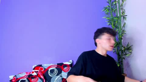 Enzo  Denis online show from January 11, 2:09 am