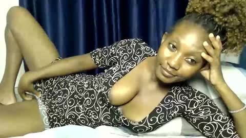 Mary online show from December 1, 6:02 pm