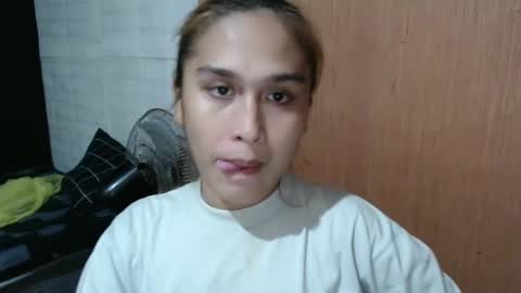 Snapshot of prettykate_04 chatting on January 14, 7:21 pm Kate online show from January 14, 7:21 pm