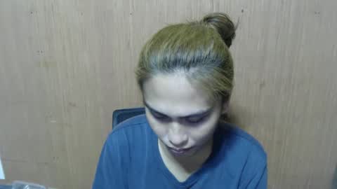Snapshot of prettykate_04 chatting on February 23, 8:11 pm Kate online show from February 23, 8:11 pm