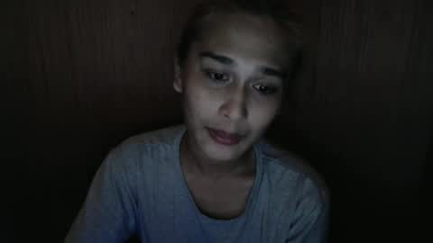 Snapshot of prettykate_04 chatting on March 12, 8:19 am Kate online show from March 12, 8:19 am