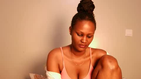 prettykeilaa online show from March 23, 7:40 pm