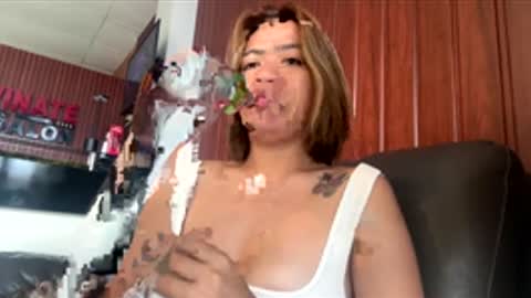 prettylady_janice online show from January 13, 7:35 am