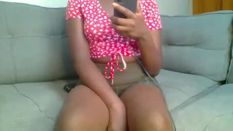 pretty queen online show from January 26, 9:40 pm