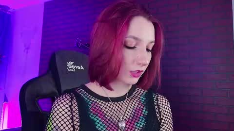 Snapshot of prettyreckess chatting on December 2, 4:46 pm Mila -NONUDE MODEL online show from December 2, 4:46 pm