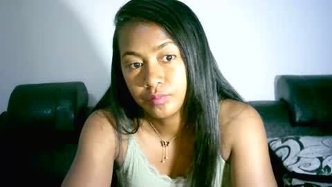 Snapshot of prettysexy3601 chatting on January 6, 1:20 am prettysexy3601 online show from January 6, 1:20 am