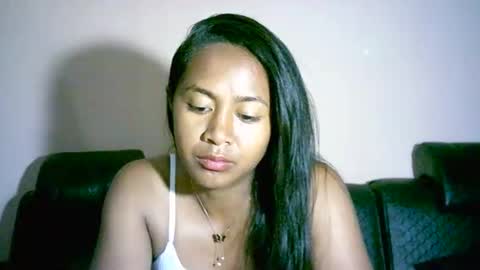 Snapshot of prettysexy3601 chatting on October 21, 2:45 am prettysexy3601 online show from October 21, 2:45 am