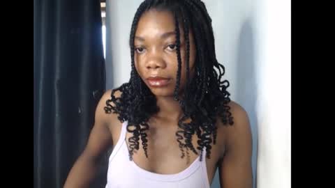 Snapshot of prettysexy6 chatting on February 11, 7:24 am prettysexy6 online show from February 11, 7:24 am