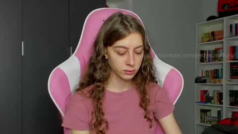 Sophie  next stream will be at Monday  i will wait you guys  online show from September 29, 6:07 am