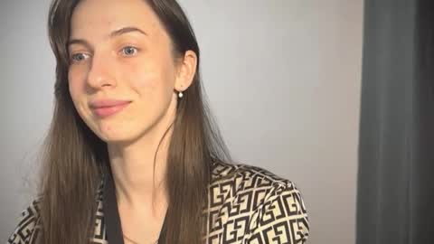 Snapshot of prettyyy_angel chatting on September 30, 5:29 pm prettyyy_angel online show from September 30, 5:29 pm