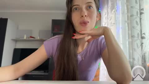 prettyyy_angel online show from January 6, 9:24 am