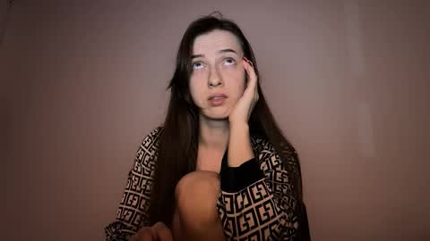 prettyyy_angel online show from March 23, 6:23 pm