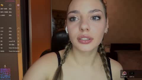 Amelia online show from January 13, 7:08 pm