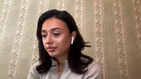 Snapshot of pricillalivsey chatting on November 28, 9:34 am Sofi online show from November 28, 9:34 am