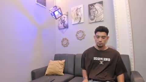 Snapshot of prince_arthur77 chatting on January 21, 12:50 pm prince_arthur77 online show from January 21, 12:50 pm