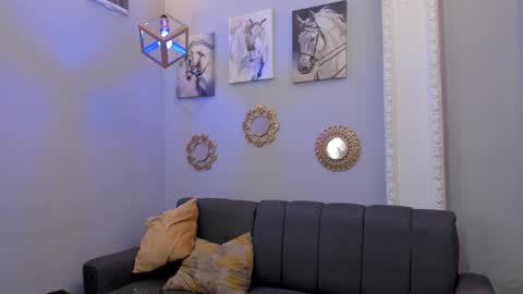 Snapshot of prince_arthur77 chatting on February 12, 12:44 pm prince_arthur77 online show from February 12, 12:44 pm