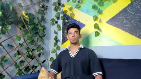 Snapshot of prince_arthur77 chatting on September 16, 4:52 pm prince_arthur77 online show from September 16, 4:52 pm