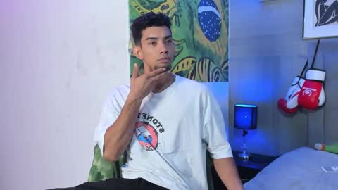 Snapshot of prince_arthur77 chatting on September 28, 1:05 pm prince_arthur77 online show from September 28, 1:05 pm