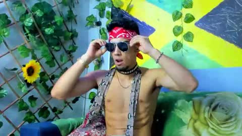 Snapshot of prince_arthur77 chatting on October 8, 1:20 pm prince_arthur77 online show from October 8, 1:20 pm