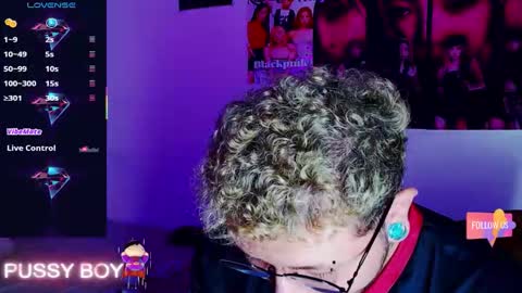 Prince online show from February 1, 5:22 pm