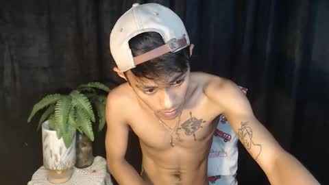 Snapshot of prince_gray69 chatting on October 13, 9:53 am Prince online show from October 13, 9:53 am