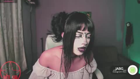 Snapshot of princesita_valija chatting on October 12, 2:32 am Beth online show from October 12, 2:32 am