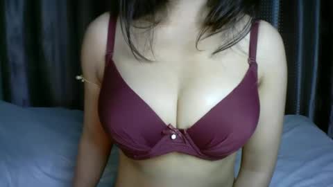 Snapshot of princess916446 chatting on October 31, 7:20 am princess online show from October 31, 7:20 am