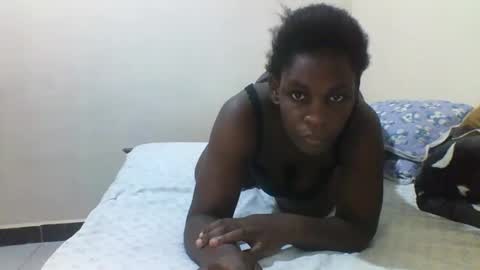 Snapshot of princess_cutie chatting on October 3, 8:17 pm princess online show from October 3, 8:17 pm