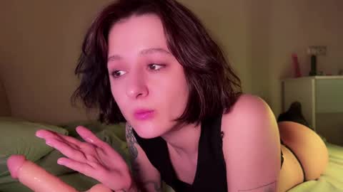 Snapshot of princess_euphoria chatting on December 24, 4:19 pm Kristina online show from December 24, 4:19 pm