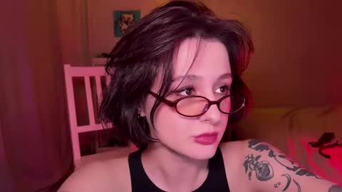 Snapshot of princess_euphoria chatting on January 3, 3:44 pm Kristina online show from January 3, 3:44 pm