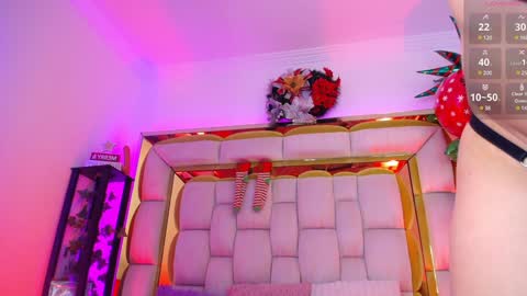 Snapshot of princess_helena_ chatting on December 30, 6:31 am princess helena online show from December 30, 6:31 am