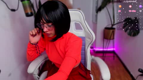 Snapshot of princess_kandy_ chatting on December 10, 5:44 pm evaaa new account Beth online show from December 10, 5:44 pm