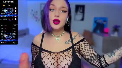 Snapshot of princess_linlin chatting on February 18, 8:47 pm Lina online show from February 18, 8:47 pm