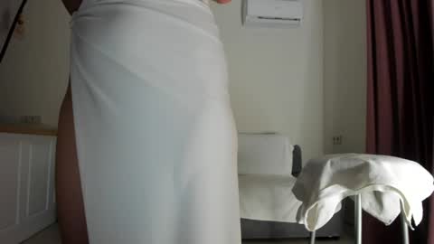 princess_moana online show from April 25, 5:32 pm