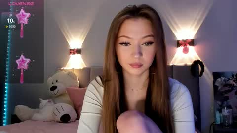 Princess Diana online show from September 19, 6:08 pm