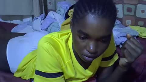 Snapshot of princess_scovia chatting on September 15, 4:12 am princess_scovia online show from September 15, 4:12 am