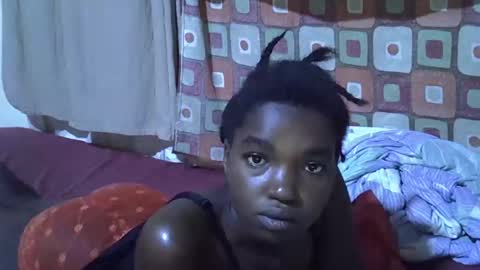 Snapshot of princess_scovia chatting on October 2, 7:15 am princess_scovia online show from October 2, 7:15 am